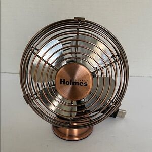 Holmes 4” Mini USB Powered Single Speed 4 Blade Adjustable Head Tilt Desk Fan